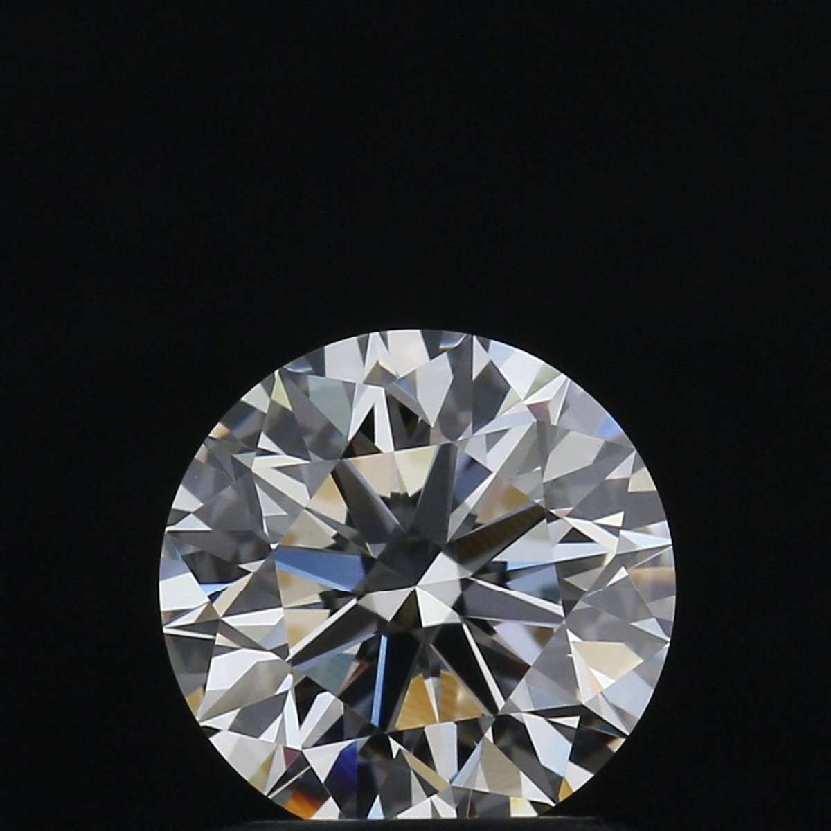 Certified Diamond GIA Carats 1.0 Color E Clarity VVS2 VG EX EX Fluorescence FNT Brown No Green No Milky No EyeClean 100% Certified Diamond GIA Carats 1.0 Color E Clarity VVS2 VG EX EX Fluorescence FNT Brown No Green No Milky No EyeClean 100%