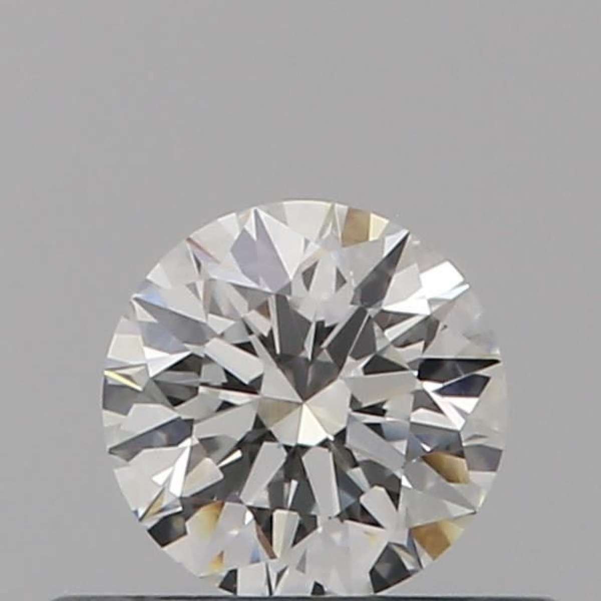 Diamante Certificato GIA Carati 0.31 Colore G Purezza VS1  EX  EX  EX Fluorescenza NON Brown No Green No Milky No EyeClean 100%