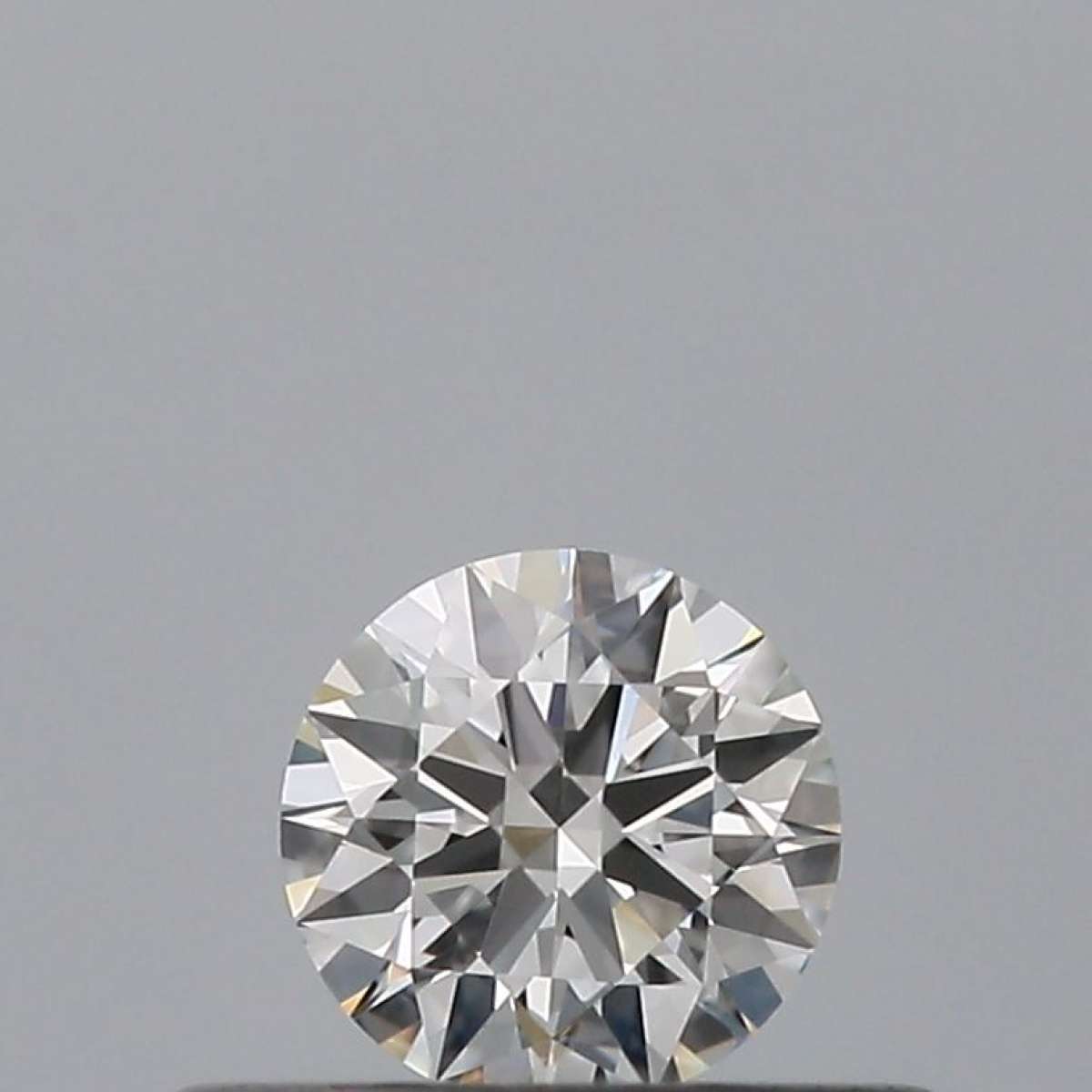 Diamante Certificato GIA Carati 0.23 Colore E Purezza VVS1 EX EX EX Fluorescenza NON Brown No Green No Milky No EyeClean 100% Diamante Certificato GIA Carati 0.23 Colore E Purezza VVS1 EX EX EX Fluorescenza NON Brown No Green No Milky No EyeClean 100%