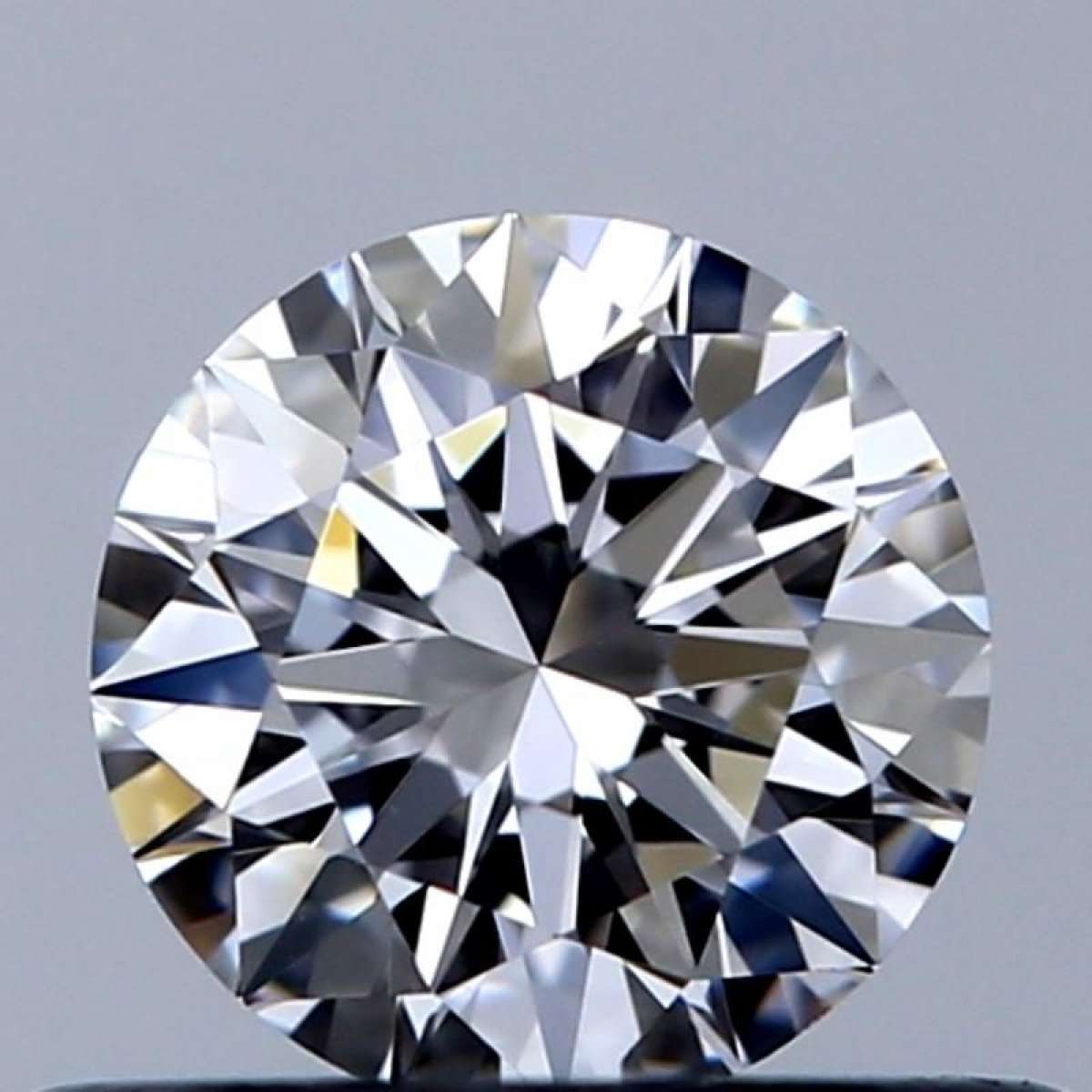 Certified Diamond GIA Carats 0.33 Color G Clarity VVS2  EX  EX  EX Fluorescence NON Brown No Green No Milky No EyeClean 100%