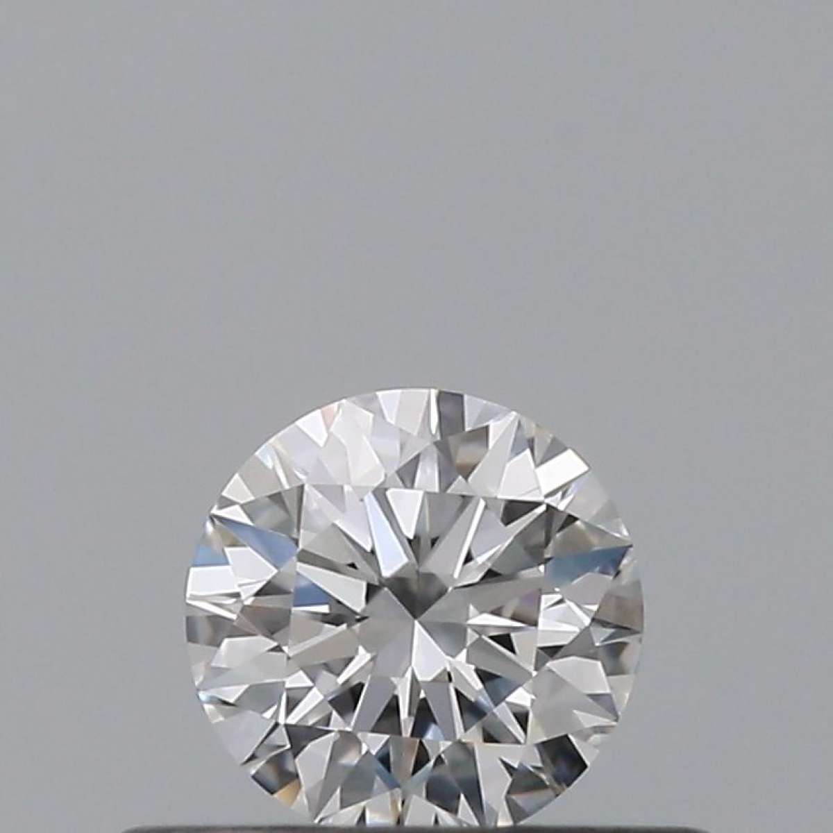Diamante Certificato GIA Carati 0.27 Colore D Purezza VVS2 EX EX EX Fluorescenza NON Brown No Green No Milky No EyeClean 100% Diamante Certificato GIA Carati 0.27 Colore D Purezza VVS2 EX EX EX Fluorescenza NON Brown No Green No Milky No EyeClean 100%