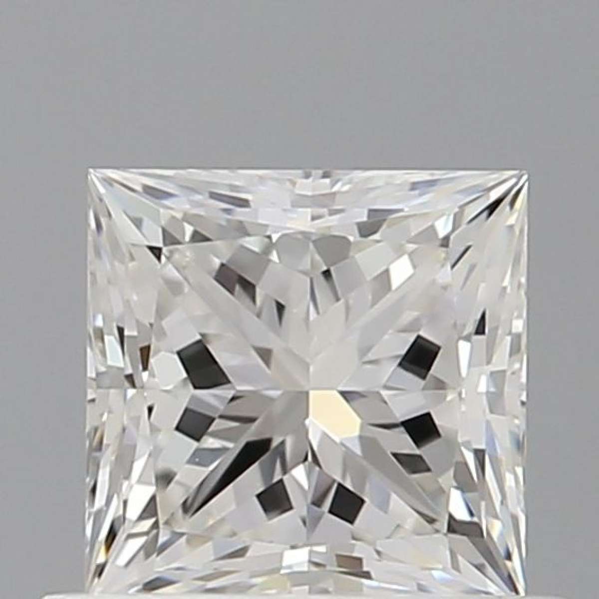 Certified Diamond GIA Carats 0.71 Color G Clarity VVS2  -  EX  EX Fluorescence NON Brown No Green No Milky No EyeClean 100%