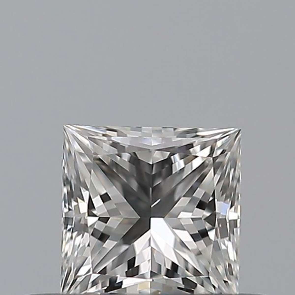 Certified Diamond GIA Carats 0.32 Color F Clarity VVS1  -  EX  VG Fluorescence NON Brown No Milky No EyeClean 100%