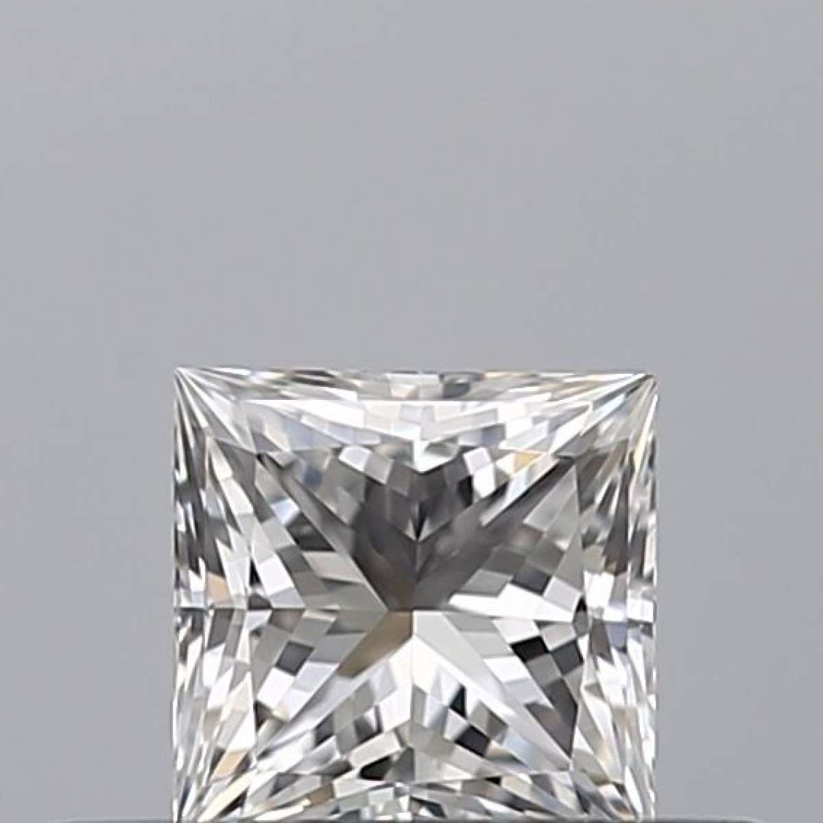 Certified Diamond GIA Carats 0.34 Color E Clarity VVS1  -  EX  VG Fluorescence FNT Brown No Green No Milky No EyeClean 100%