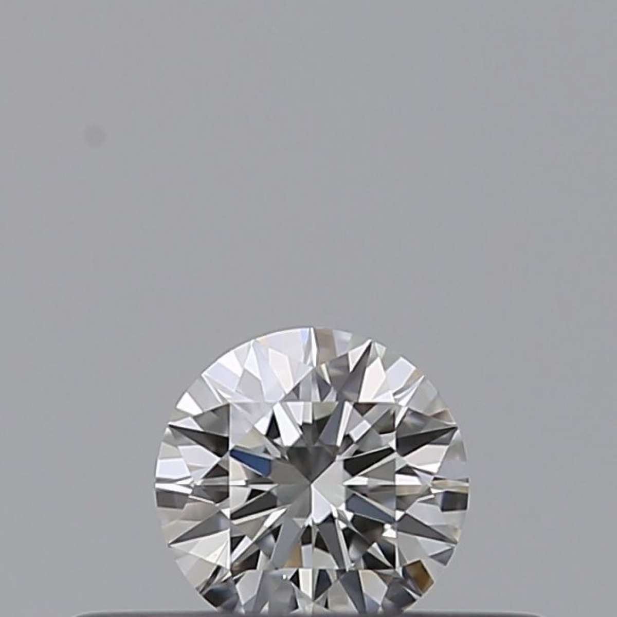 Certified Diamond GIA Carats 0.18 Color G Clarity VVS2 EX EX EX Fluorescence NON Brown No Milky No EyeClean 100% Certified Diamond GIA Carats 0.18 Color G Clarity VVS2 EX EX EX Fluorescence NON Brown No Milky No EyeClean 100%