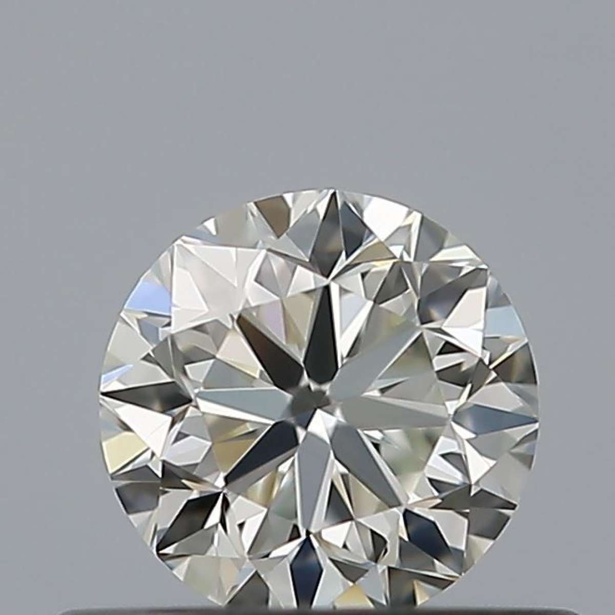 Certified Diamond IGI Carats 0.4 Color G Clarity VVS1  VG  EX  EX Fluorescence NON Brown No Milky No EyeClean 100% Certified Diamond IGI Carats 0.4 Color G Clarity VVS1  VG  EX  EX Fluorescence NON Brown No Milky No EyeClean 100%