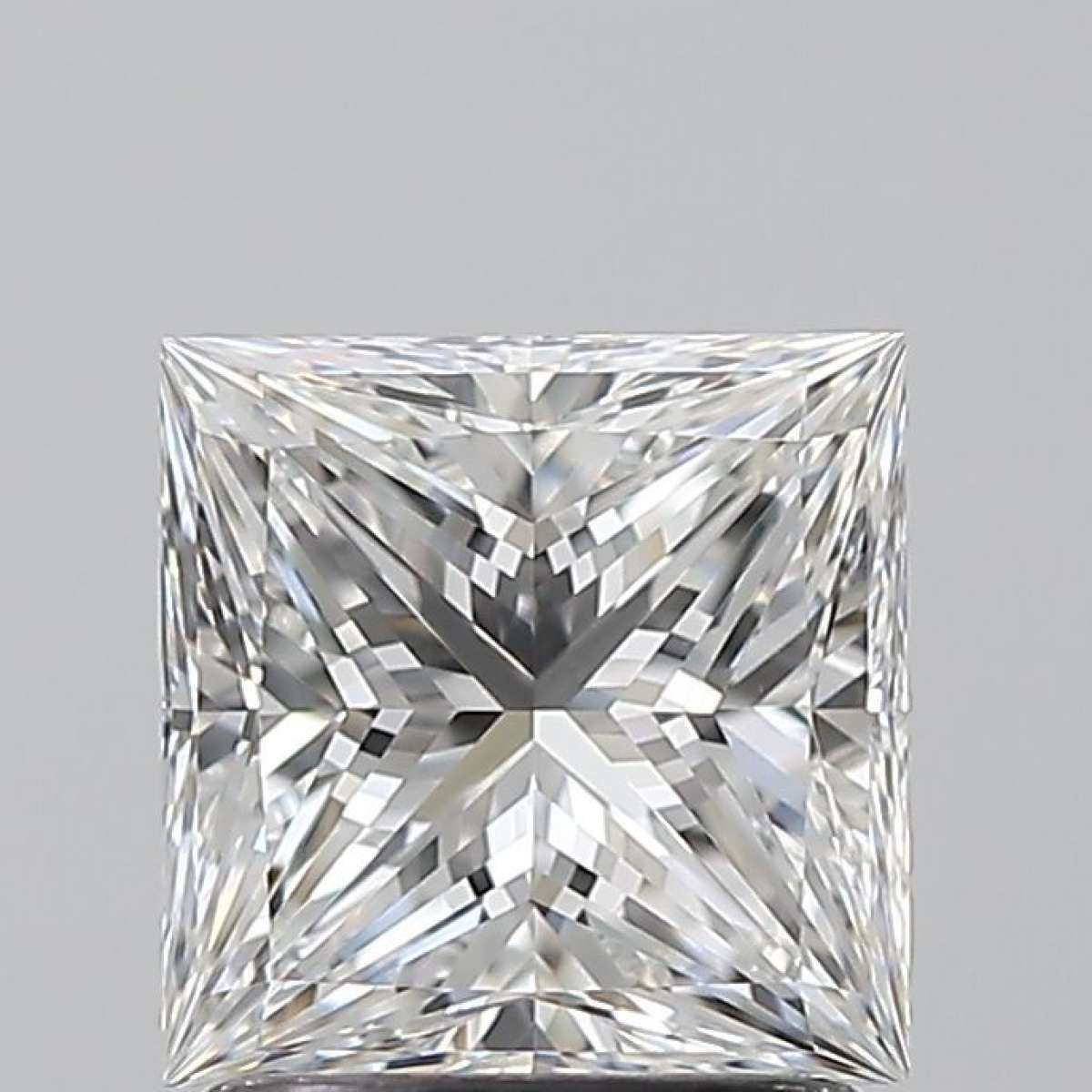 Certified Diamond GIA Carats 1.5 Color E Clarity VS1  -  EX  VG Fluorescence NON Brown No Green No Milky No EyeClean 100%