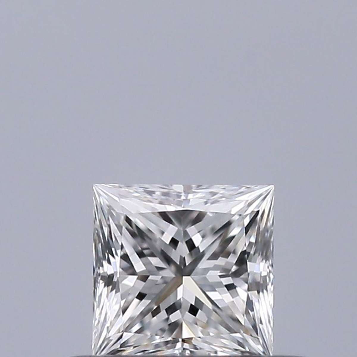 Certified Diamond GIA Carats 0.33 Color E Clarity VVS1 - VG VG Fluorescence NON Brown No Green No Milky No EyeClean 100% Certified Diamond GIA Carats 0.33 Color E Clarity VVS1 - VG VG Fluorescence NON Brown No Green No Milky No EyeClean 100%