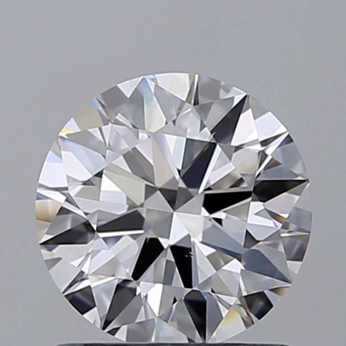 Certified Diamond GIA Carats 1.0 Color E Clarity VS1 EX EX EX Fluorescence NON Brown No Green No Milky No EyeClean 100% Certified Diamond GIA Carats 1.0 Color E Clarity VS1 EX EX EX Fluorescence NON Brown No Green No Milky No EyeClean 100%