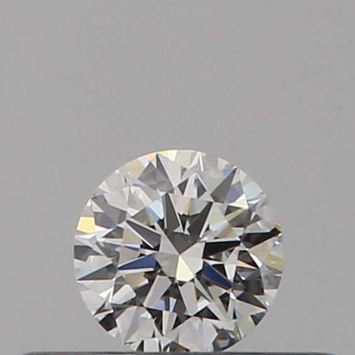 Certified Diamond GIA Carats 0.18 Color E Clarity VS1  EX  EX  EX Fluorescence NON Brown No Green No Milky No EyeClean 100%