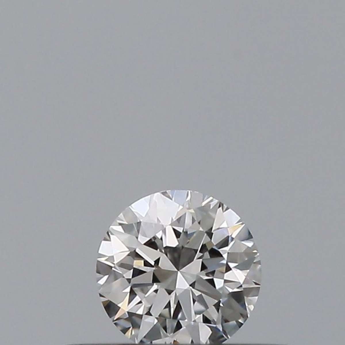 Certified Diamond IGI Carats 0.18 Color F Clarity VS1  EX  EX  EX Fluorescence NON Brown No Milky No EyeClean 100%