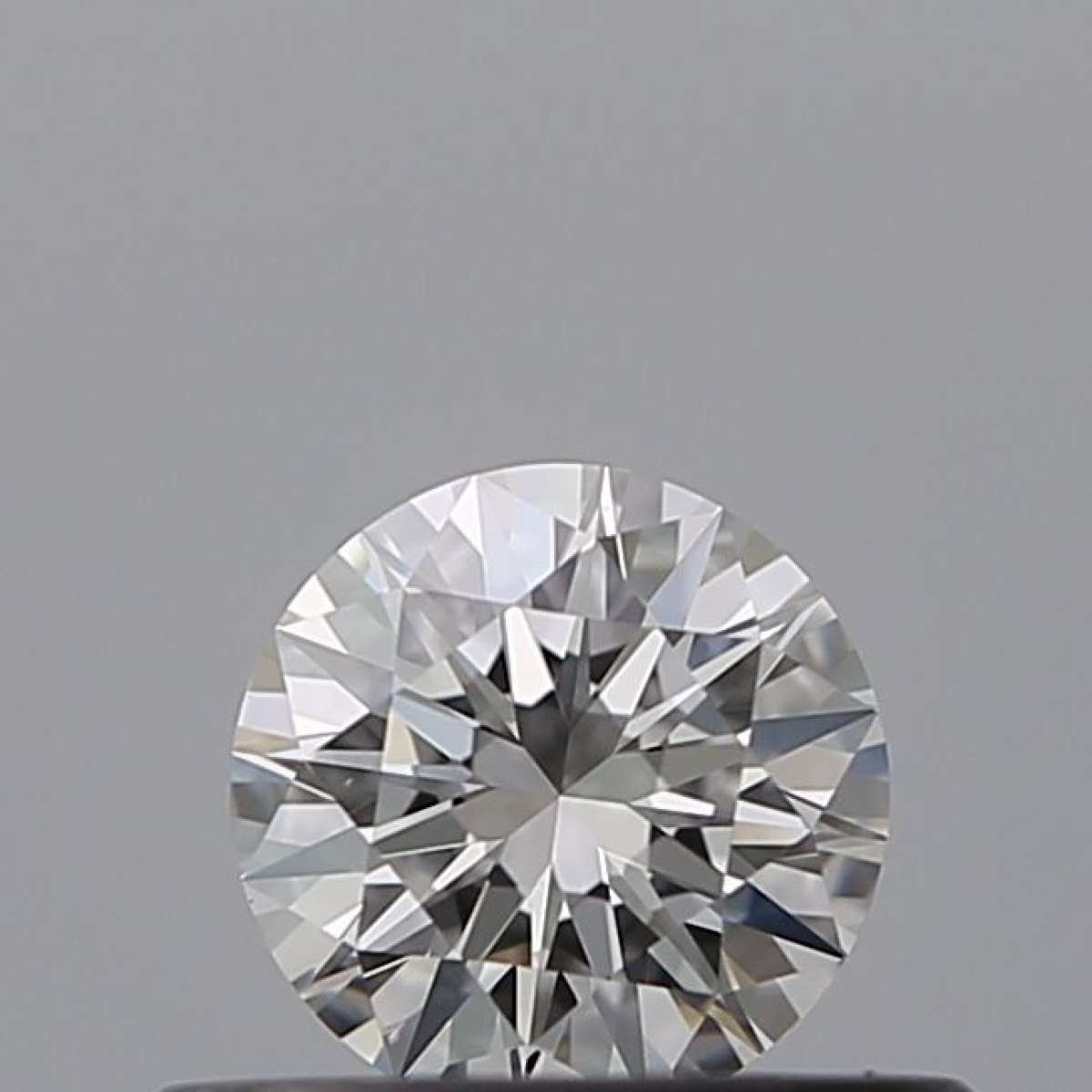Certified Diamond IGI Carats 0.32 Color D Clarity VVS2  EX  EX  EX Fluorescence NON Brown No Green No Milky No EyeClean 100% Certified Diamond IGI Carats 0.32 Color D Clarity VVS2  EX  EX  EX Fluorescence NON Brown No Green No Milky No EyeClean 100%