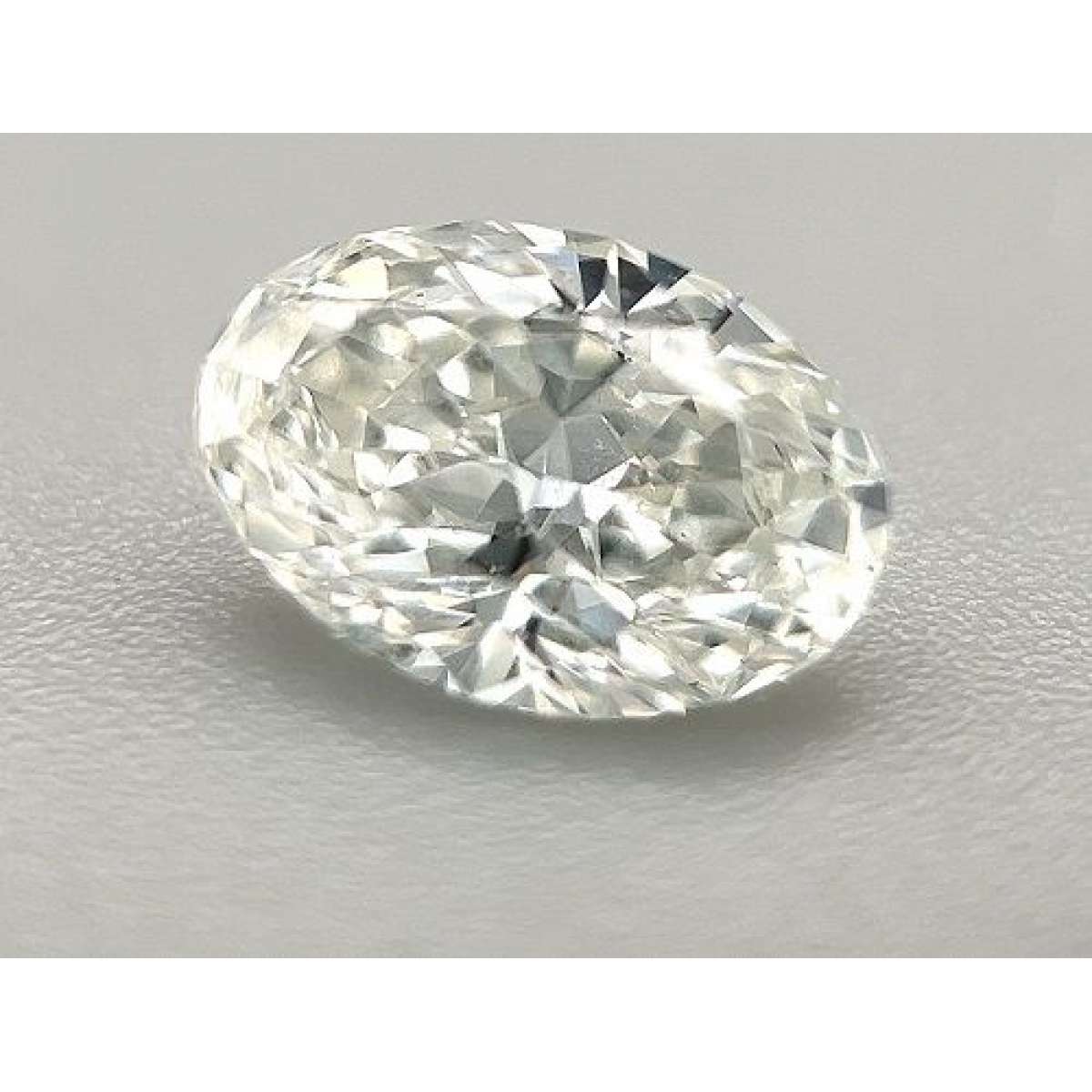 Certified Diamond GIA Carats 0.9 Color H Clarity VVS2 - EX EX Fluorescence MED Brown No Green No Milky No EyeClean 100% Certified Diamond GIA Carats 0.9 Color H Clarity VVS2 - EX EX Fluorescence MED Brown No Green No Milky No EyeClean 100%