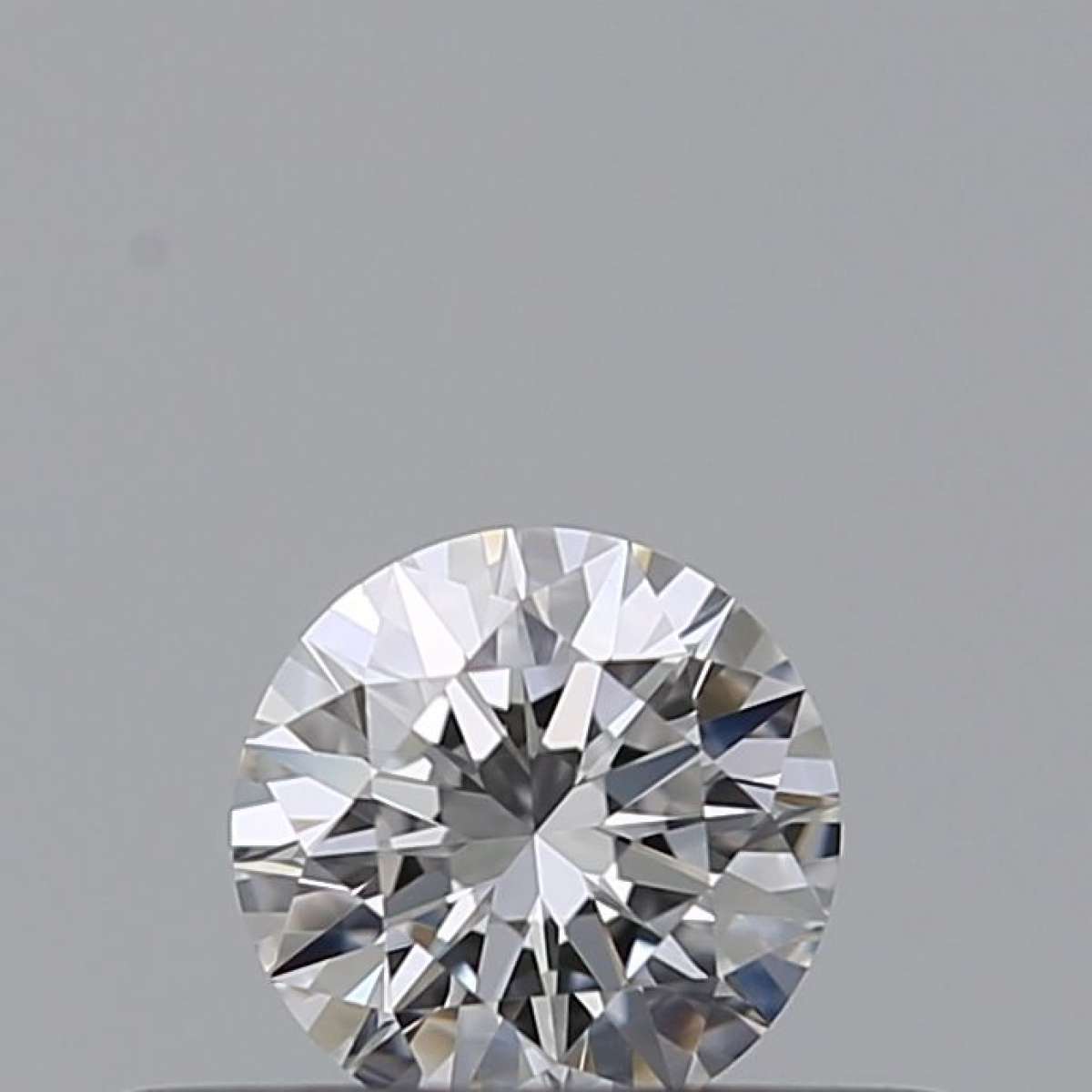 Diamante Certificato GIA Carati 0.24 Colore E Purezza VVS1 EX EX EX Fluorescenza NON Brown No Green No Milky No EyeClean 100% Diamante Certificato GIA Carati 0.24 Colore E Purezza VVS1 EX EX EX Fluorescenza NON Brown No Green No Milky No EyeClean 100%