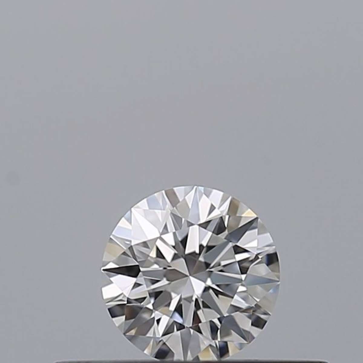 Diamante Certificato GIA Carati 0.21 Colore D Purezza IF EX EX EX Fluorescenza FNT Brown No Green No Milky No EyeClean 100% Diamante Certificato GIA Carati 0.21 Colore D Purezza IF EX EX EX Fluorescenza FNT Brown No Green No Milky No EyeClean 100%