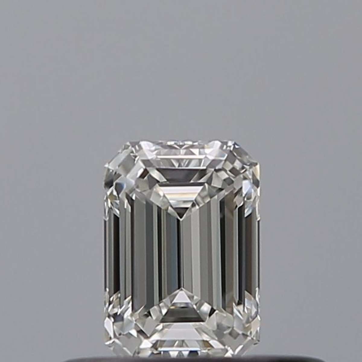 Diamante Certificato GIA Carati 0.31 Colore F Purezza IF  -  EX  VG Fluorescenza NON Brown No Milky No EyeClean 100%