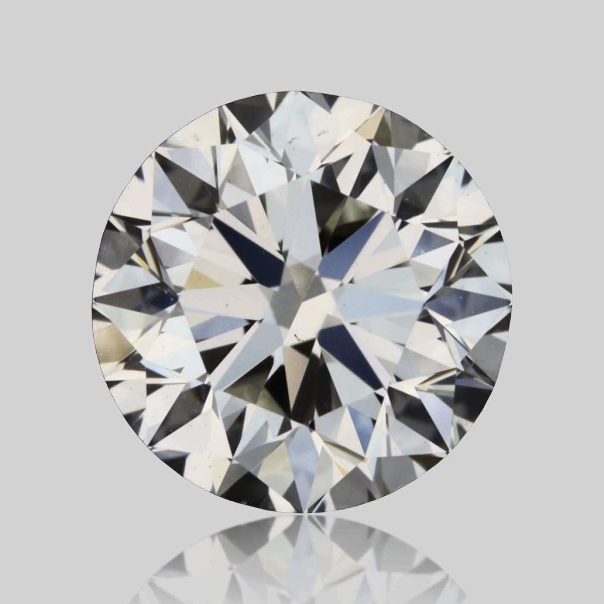 Diamante Certificato IGI Carati 0.72 Colore H Purezza VS1  VG  EX  EX Fluorescenza NON Brown No Green No Milky No EyeClean 100%