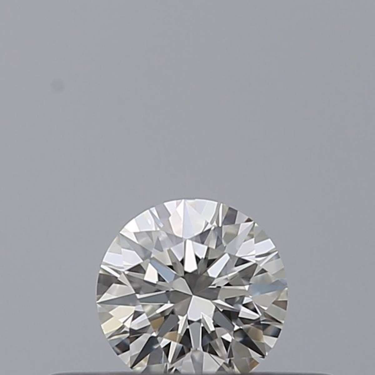 Diamante Certificato GIA Carati 0.18 Colore G Purezza VVS2  EX  EX  EX Fluorescenza FNT Brown No Milky No EyeClean 100%