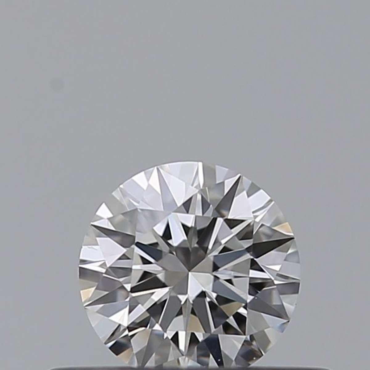 Certified Diamond GIA Carats 0.3 Color E Clarity VS2 EX EX EX Fluorescence NON Brown No Green No Milky No EyeClean 100% Certified Diamond GIA Carats 0.3 Color E Clarity VS2 EX EX EX Fluorescence NON Brown No Green No Milky No EyeClean 100%
