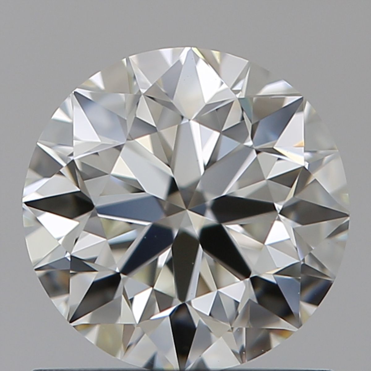 Certified Diamond IGI Carats 1.0 Color G Clarity VVS2 EX EX EX Fluorescence NON Brown No Milky No EyeClean 100% Certified Diamond IGI Carats 1.0 Color G Clarity VVS2 EX EX EX Fluorescence NON Brown No Milky No EyeClean 100%