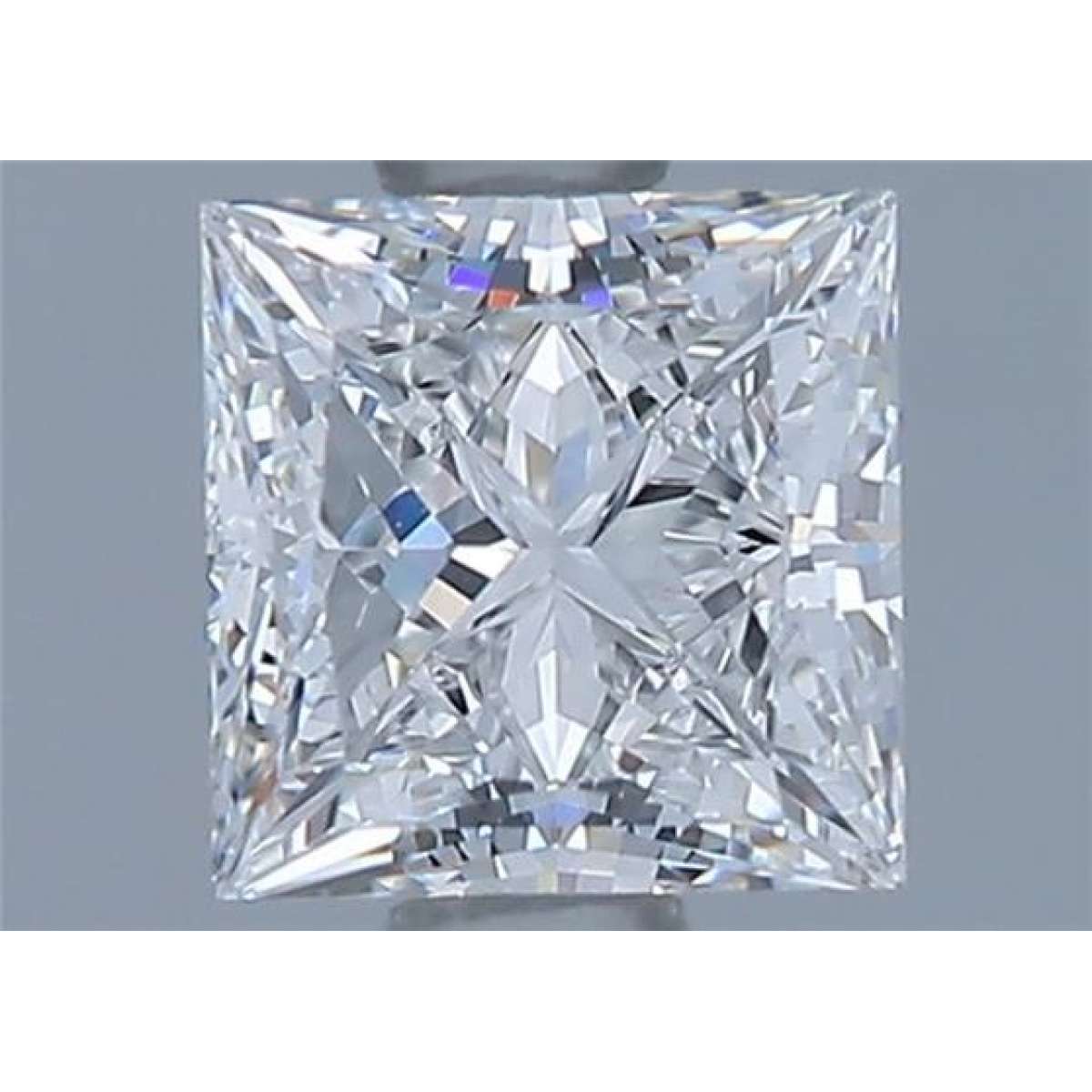 Certified Diamond GIA Carats 0.71 Color E Clarity VVS1  -  VG  VG Fluorescence NON Brown No Green No Milky No EyeClean 100%