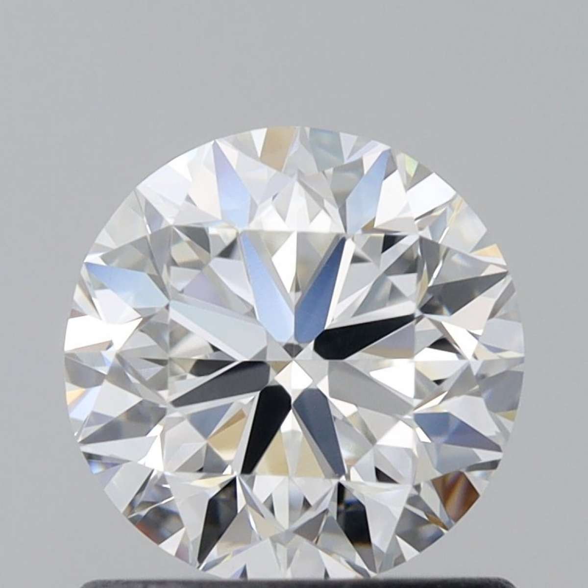 Certified Diamond GIA Carats 0.91 Color F Clarity VVS1 VG VG VG Fluorescence NON Brown No Green No Milky No EyeClean 100% Certified Diamond GIA Carats 0.91 Color F Clarity VVS1 VG VG VG Fluorescence NON Brown No Green No Milky No EyeClean 100%