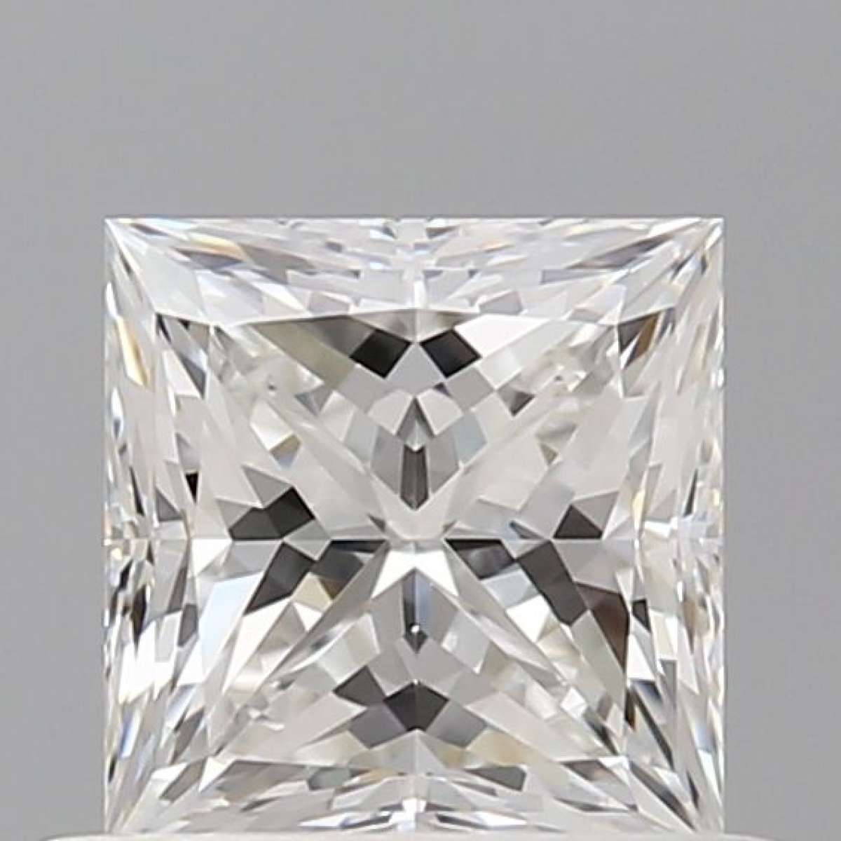 Certified Diamond GIA Carats 0.7 Color G Clarity VVS2  -  EX  EX Fluorescence NON Brown No Green No Milky No EyeClean 100%