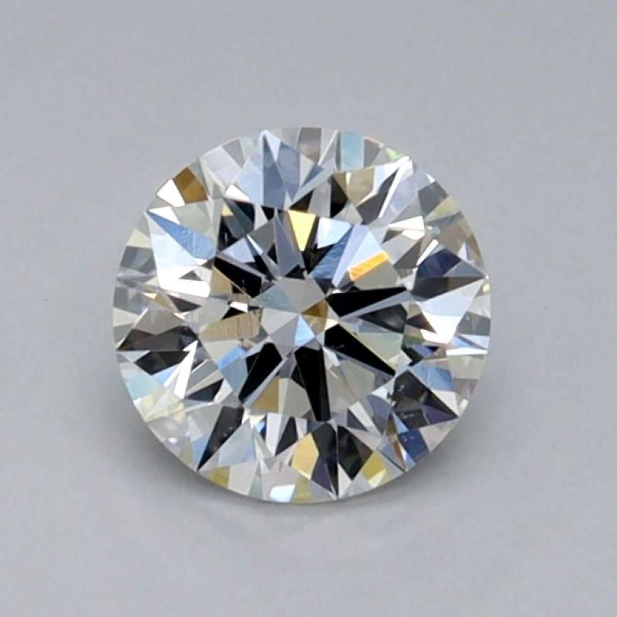 Certified Diamond GIA Carats 0.33 Color E Clarity VS2 EX EX EX Fluorescence NON Brown No Green No Milky No EyeClean 100% Certified Diamond GIA Carats 0.33 Color E Clarity VS2 EX EX EX Fluorescence NON Brown No Green No Milky No EyeClean 100%