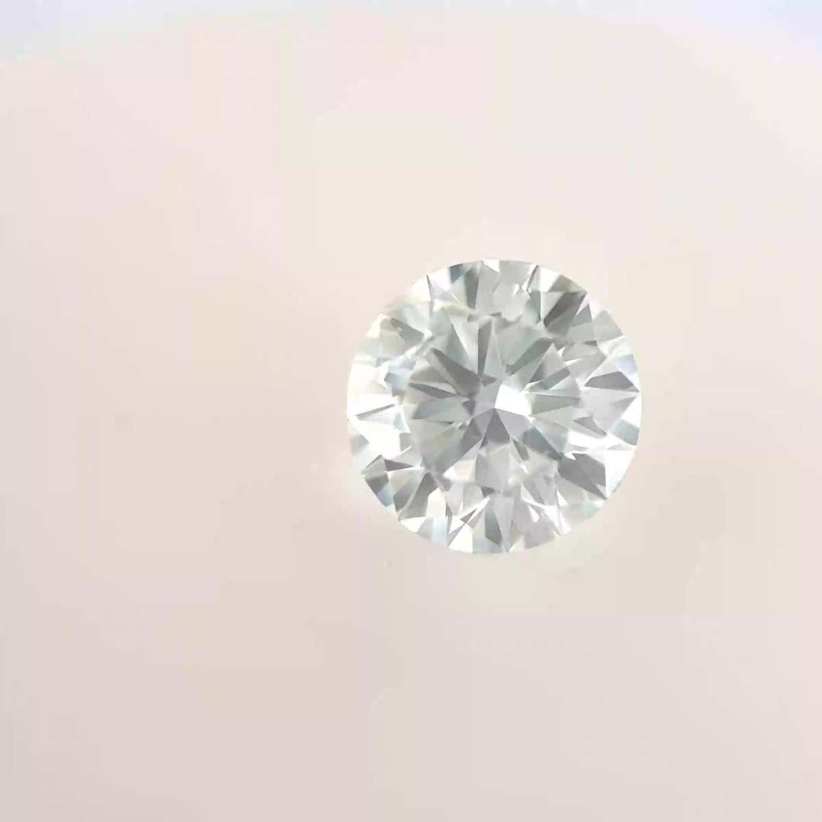 Certified Diamond GIA Carats 0.85 Color D Clarity VS1 EX EX EX Fluorescence NON Brown No Green No Milky No EyeClean 100% Certified Diamond GIA Carats 0.85 Color D Clarity VS1 EX EX EX Fluorescence NON Brown No Green No Milky No EyeClean 100%