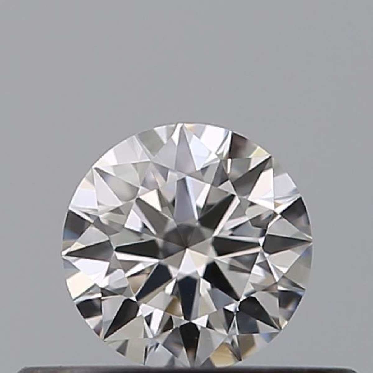 Diamante Certificato GIA Carati 0.23 Colore E Purezza VS2 EX EX EX Fluorescenza NON Brown No Green No Milky No EyeClean 100% Diamante Certificato GIA Carati 0.23 Colore E Purezza VS2 EX EX EX Fluorescenza NON Brown No Green No Milky No EyeClean 100%