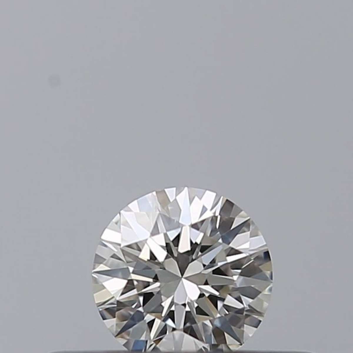 Certified Diamond GIA Carats 0.18 Color G Clarity VS1  EX  EX  EX Fluorescence NON Brown No Milky No EyeClean 100%