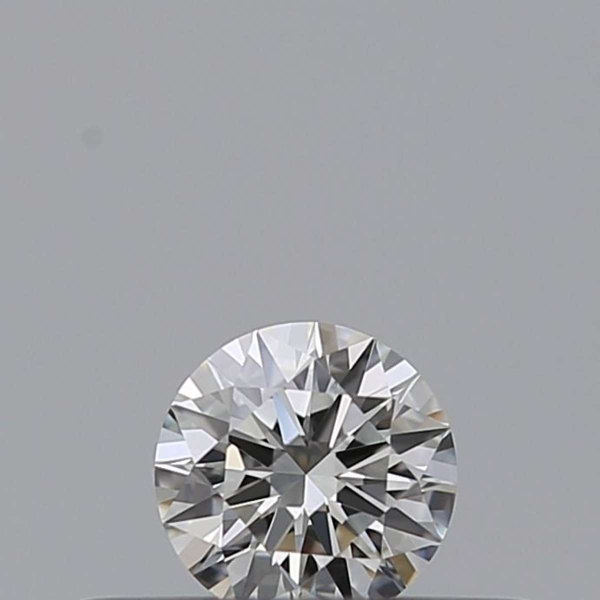 Certified Diamond IGI Carats 0.18 Color F Clarity IF  EX  EX  EX Fluorescence NON Brown No Milky No EyeClean 100%