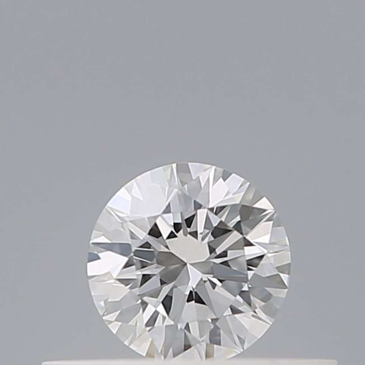 Certified Diamond GIA Carats 0.26 Color E Clarity VVS1  EX  EX  EX Fluorescence NON Brown No Green No Milky No EyeClean 100%