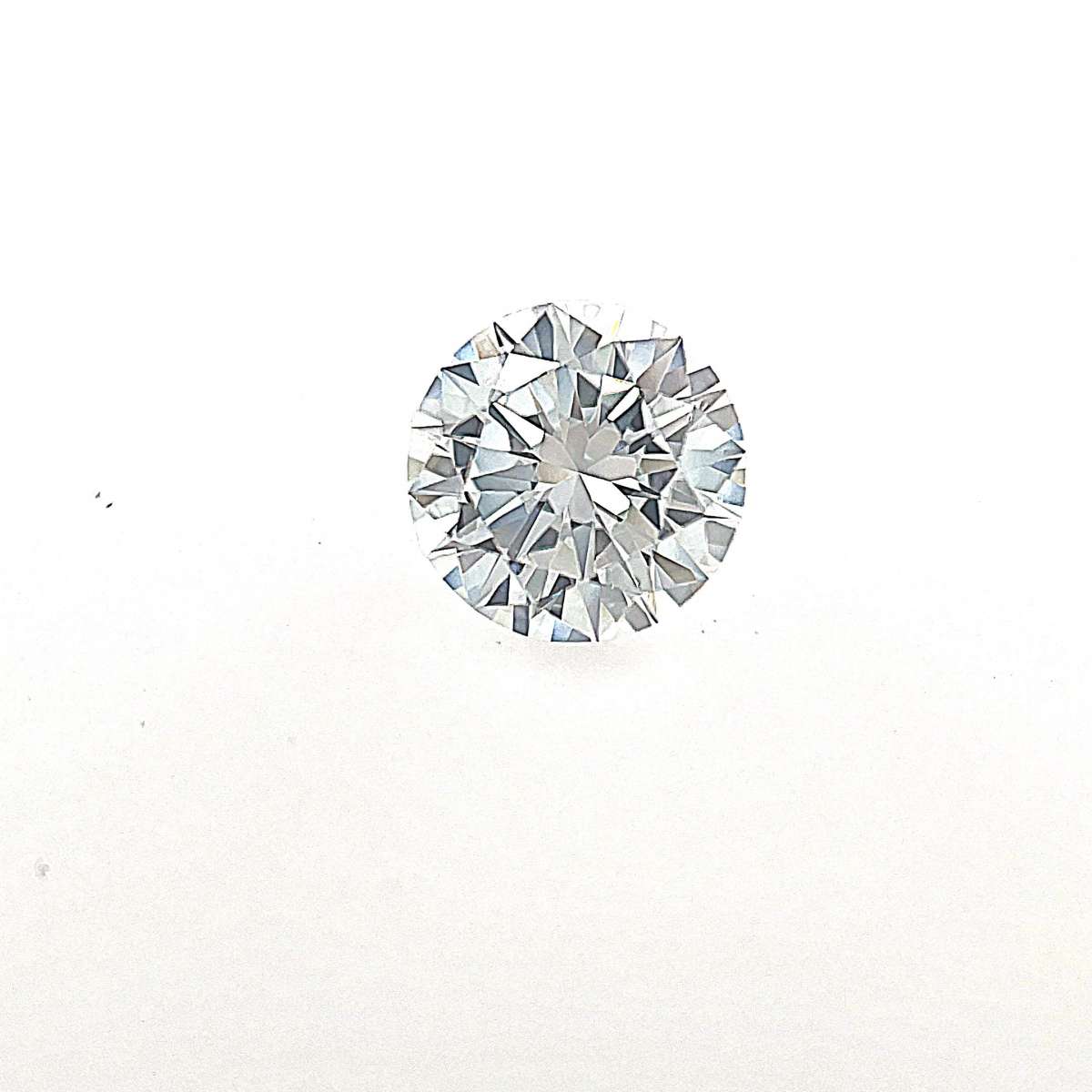 Certified Diamond GIA Carats 0.61 Color F Clarity VS2 EX EX EX Fluorescence NON Brown No Green No Milky No EyeClean 100% Certified Diamond GIA Carats 0.61 Color F Clarity VS2 EX EX EX Fluorescence NON Brown No Green No Milky No EyeClean 100%