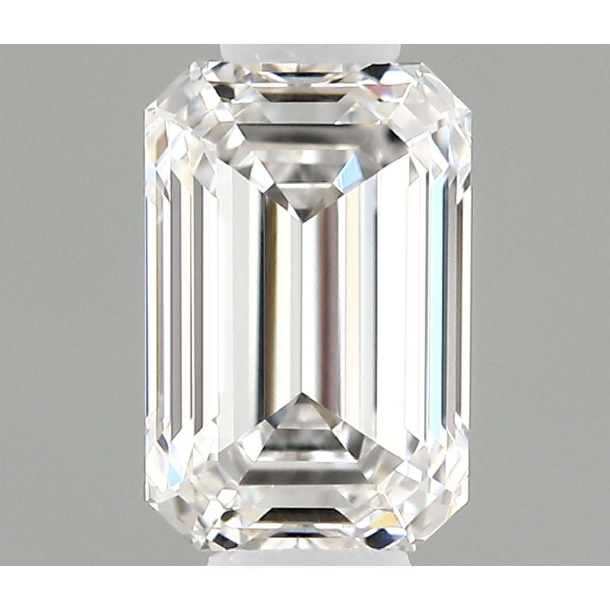 Certified Diamond GIA Carats 0.4 Color F Clarity VVS1  -  VG  VG Fluorescence NON Brown No Green No Milky No EyeClean 100%