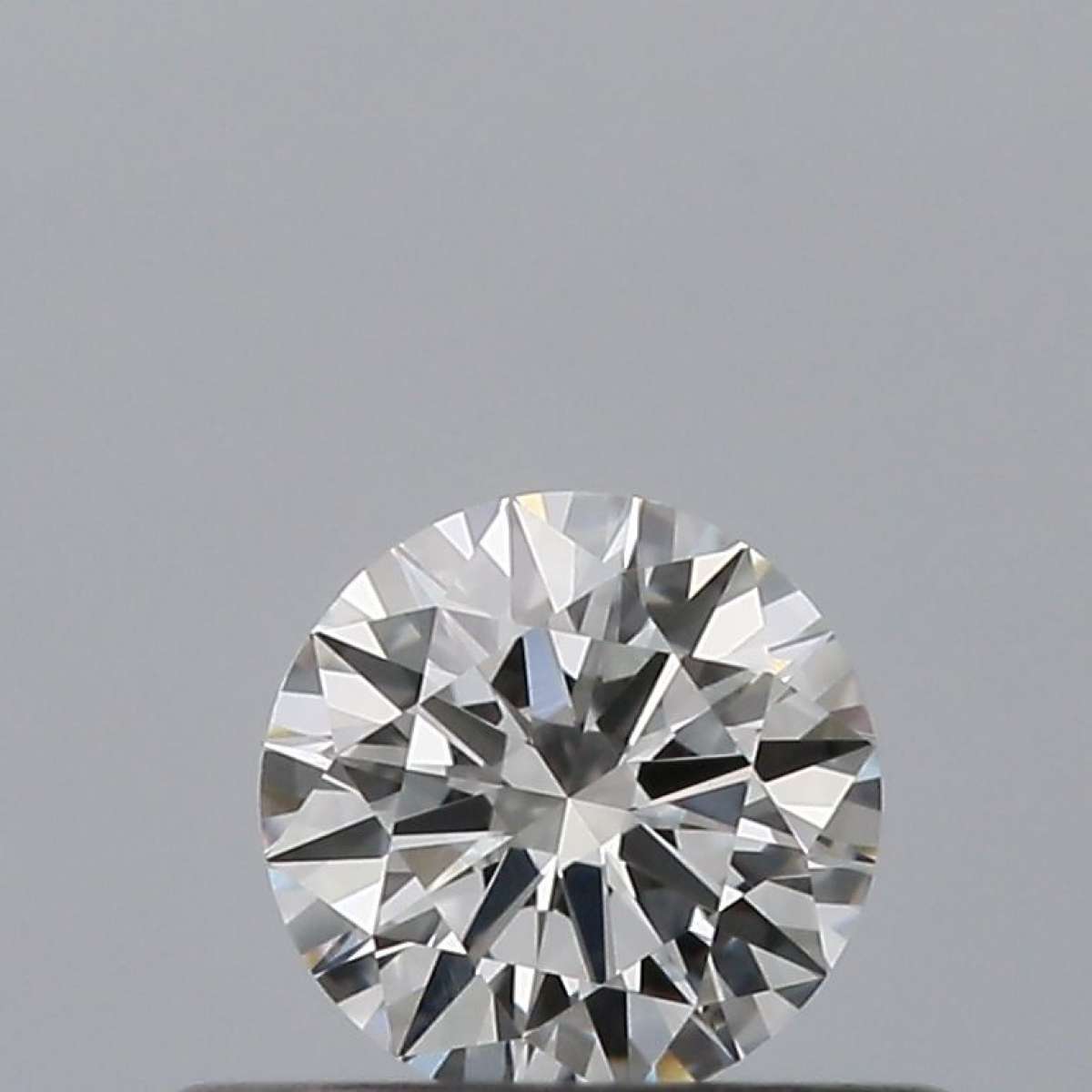 Diamante Certificato GIA Carati 0.29 Colore F Purezza VVS2  EX  EX  EX Fluorescenza NON Brown No Milky No EyeClean 100% Diamante Certificato GIA Carati 0.29 Colore F Purezza VVS2  EX  EX  EX Fluorescenza NON Brown No Milky No EyeClean 100%