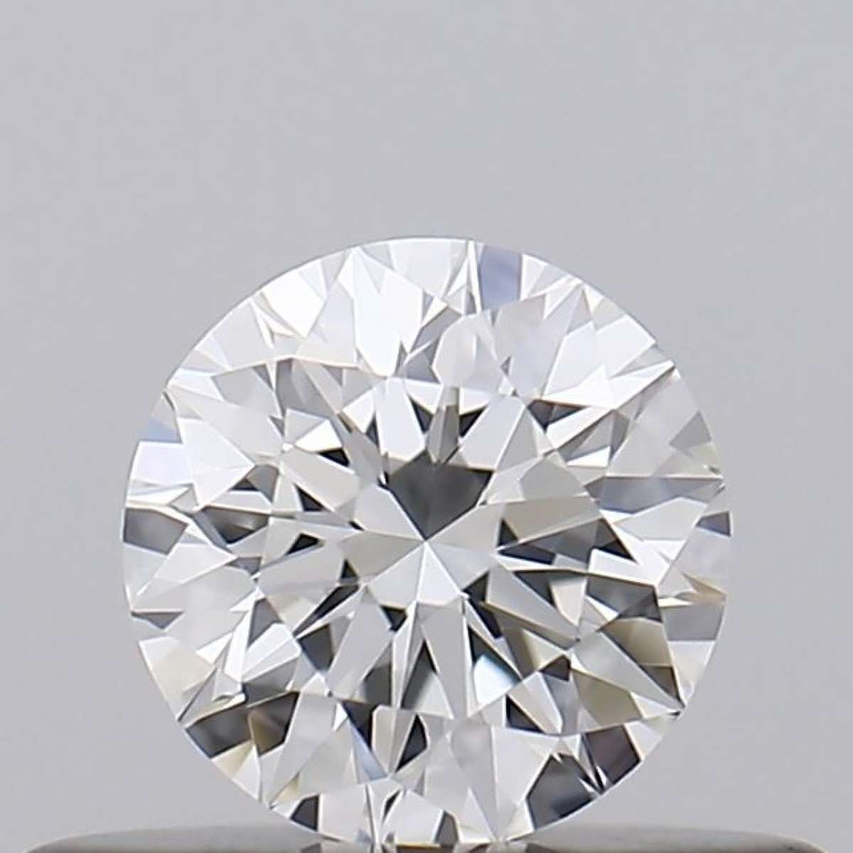 Diamante Certificato GIA Carati 0.33 Colore F Purezza VVS2  EX  VG  EX Fluorescenza NON Brown No Green No Milky No EyeClean 100%