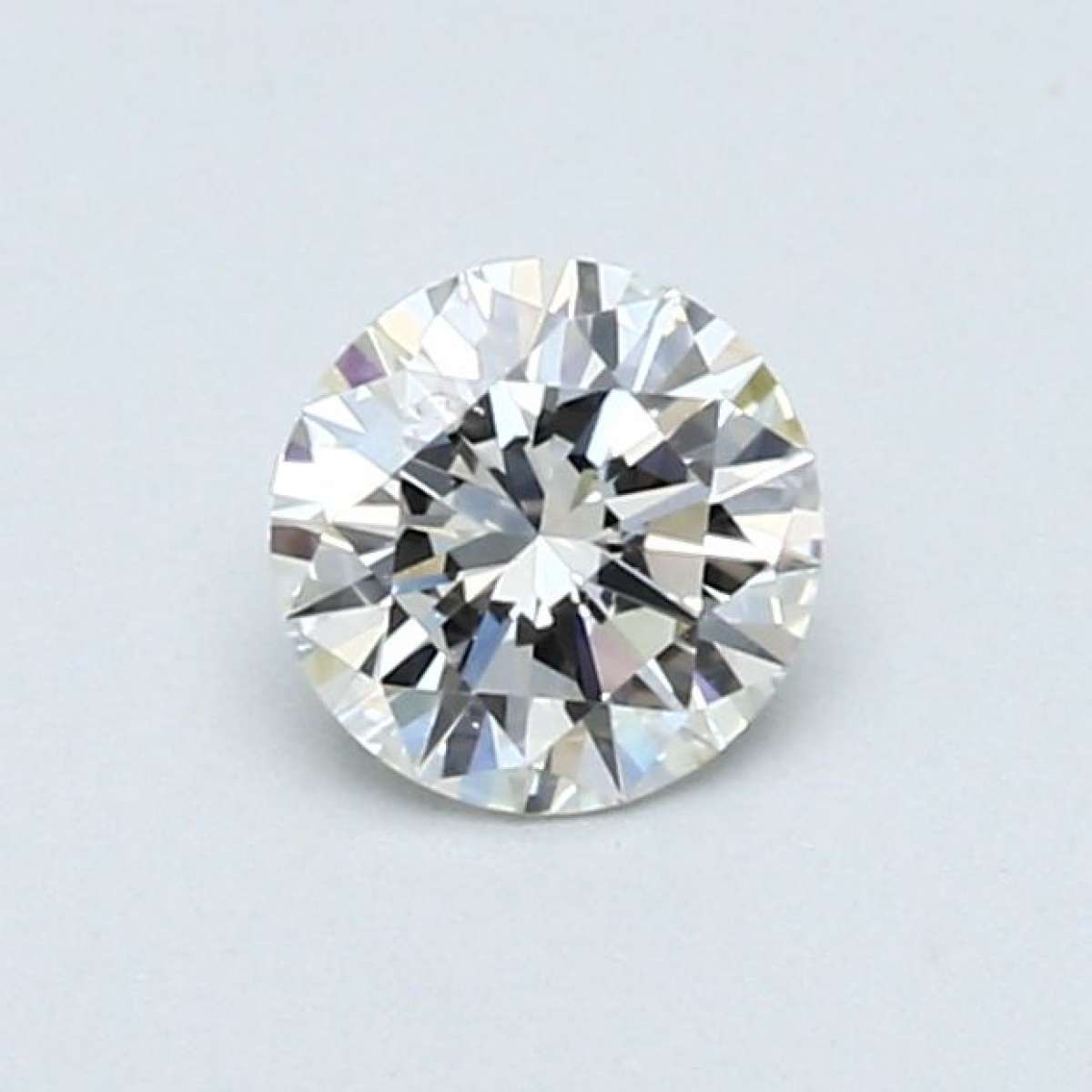 Diamante Certificato GIA Carati 0.44 Colore H Purezza VVS2 VG EX VG Fluorescenza FNT Brown No Green No Milky No EyeClean 100% Diamante Certificato GIA Carati 0.44 Colore H Purezza VVS2 VG EX VG Fluorescenza FNT Brown No Green No Milky No EyeClean 100%