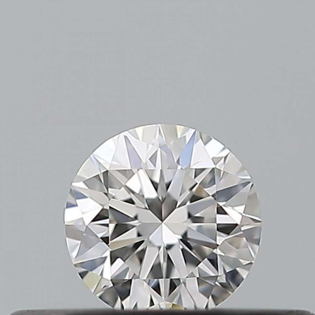 Certified Diamond IGI Carats 0.18 Color E Clarity VVS1  VG  EX  EX Fluorescence NON Brown No Green No Milky No EyeClean 100%