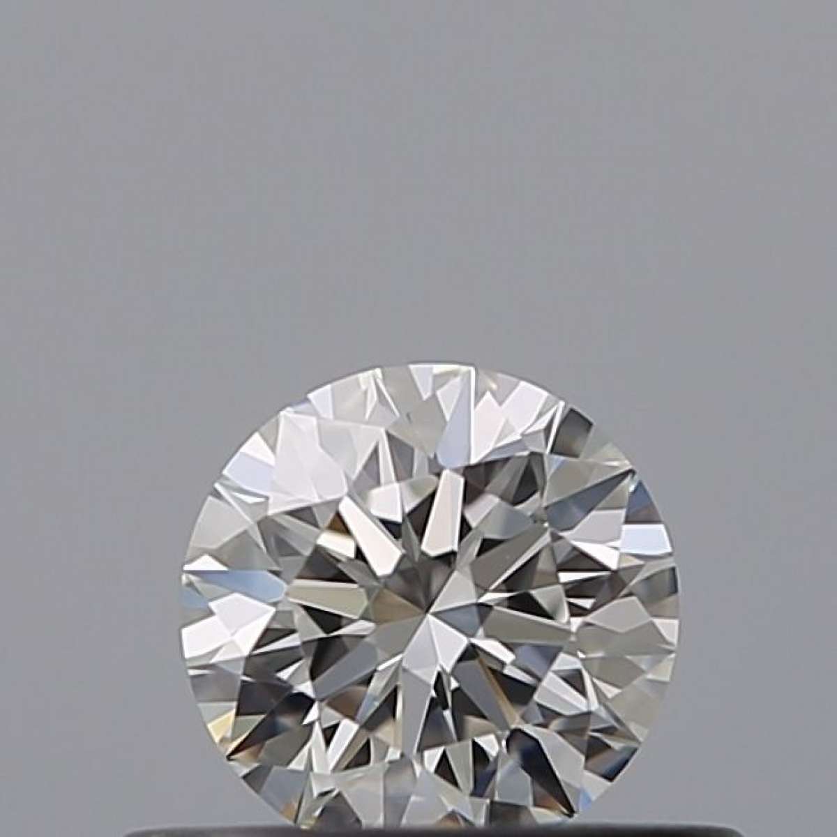 Certified Diamond GIA Carats 0.33 Color F Clarity VVS2 EX EX EX Fluorescence NON Brown No Milky No EyeClean 100% Certified Diamond GIA Carats 0.33 Color F Clarity VVS2 EX EX EX Fluorescence NON Brown No Milky No EyeClean 100%