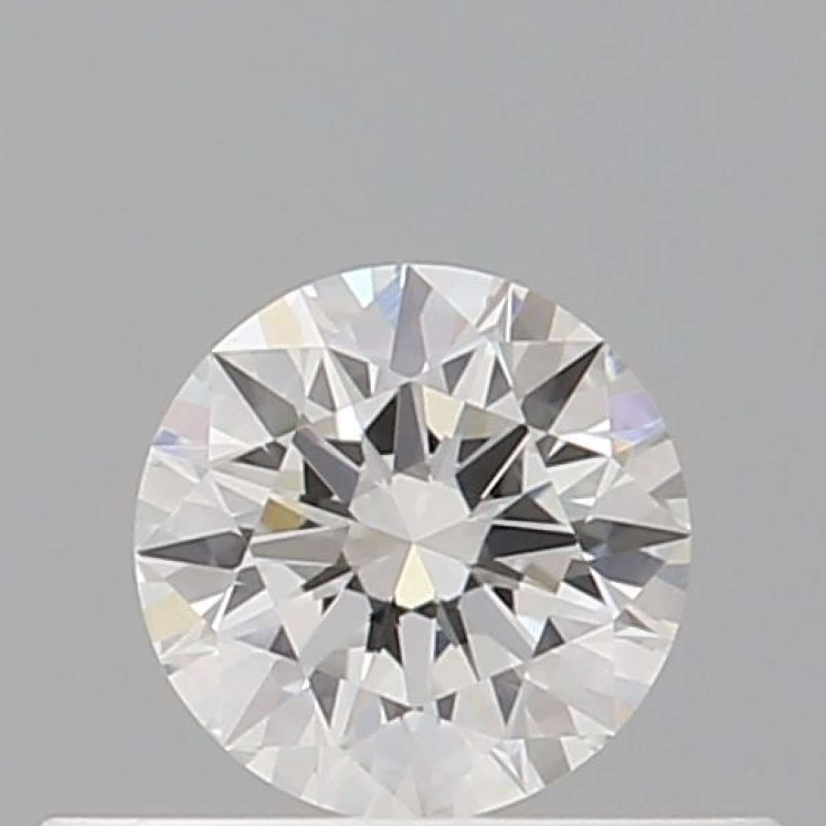 Diamante Certificato GIA Carati 0.27 Colore E Purezza VVS2 EX EX EX Fluorescenza NON Brown No Green No Milky No EyeClean 100% Diamante Certificato GIA Carati 0.27 Colore E Purezza VVS2 EX EX EX Fluorescenza NON Brown No Green No Milky No EyeClean 100%