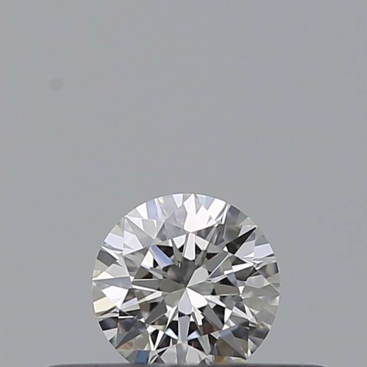Diamante Certificato GIA Carati 0.18 Colore H Purezza VVS1  EX  EX  EX Fluorescenza NON Brown No Milky No EyeClean 100%