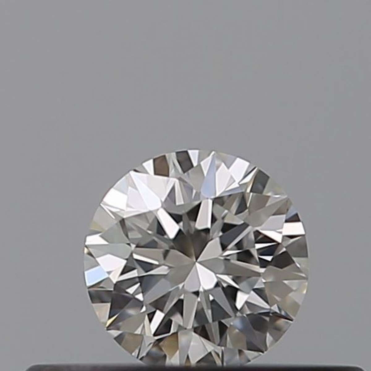 Diamante Certificato GIA Carati 0.18 Colore G Purezza VVS2  EX  EX  EX Fluorescenza NON Brown No Milky No EyeClean 100%
