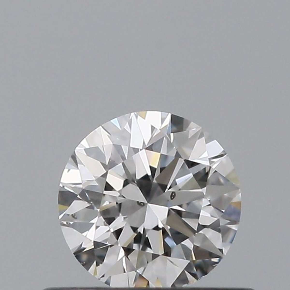 Diamante Certificato GIA Carati 0.4 Colore D Purezza SI1 EX EX EX Fluorescenza NON Brown No Green No Milky No EyeClean 100% Diamante Certificato GIA Carati 0.4 Colore D Purezza SI1 EX EX EX Fluorescenza NON Brown No Green No Milky No EyeClean 100%