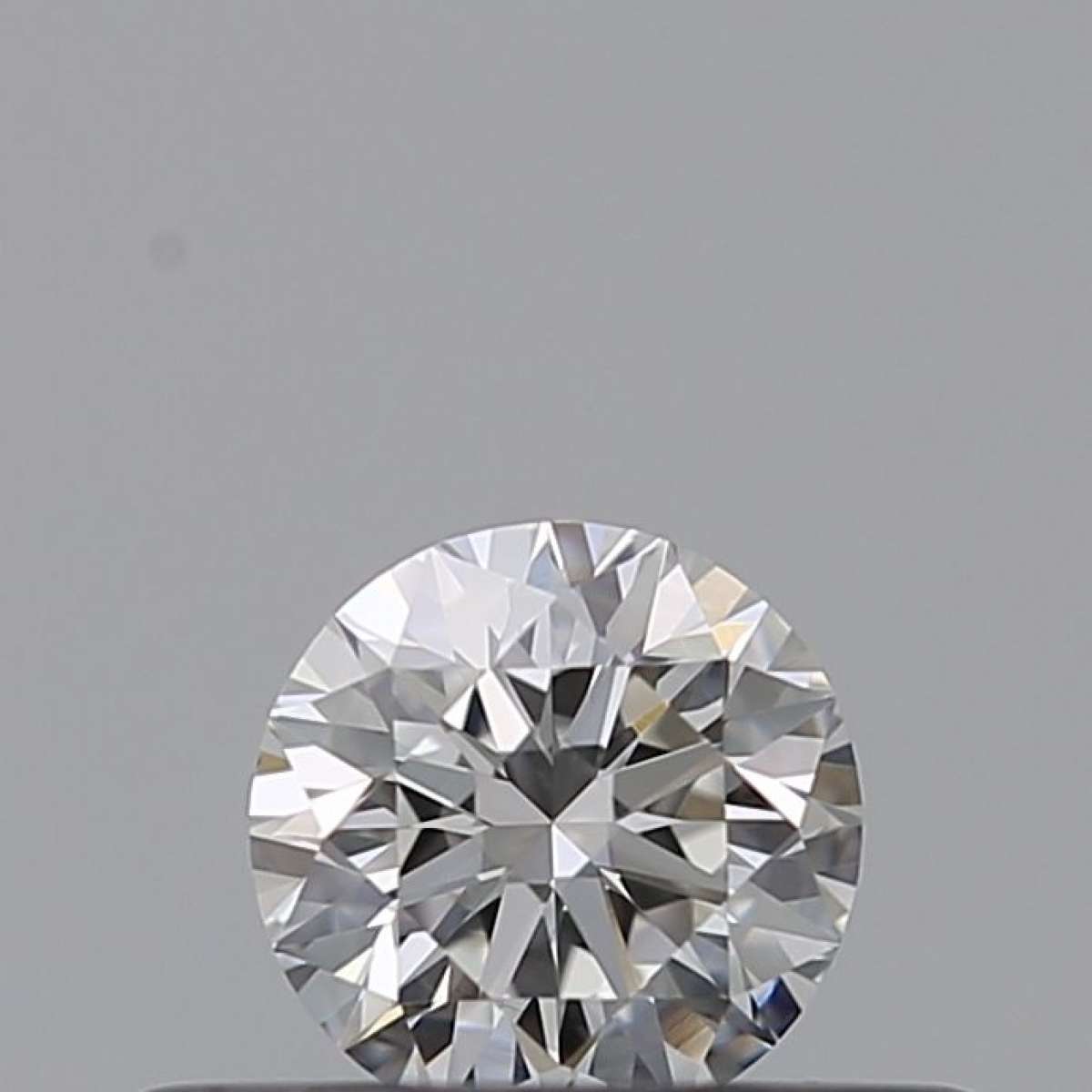 Certified Diamond GIA Carats 0.26 Color F Clarity VVS1  EX  EX  EX Fluorescence NON Brown No Milky No EyeClean 100%