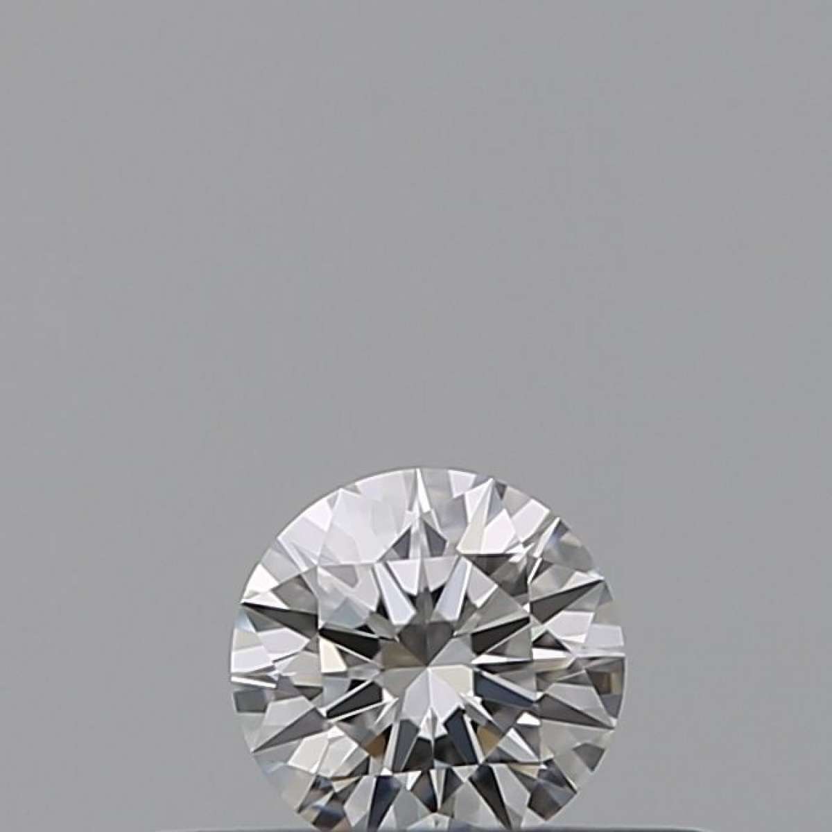 Certified Diamond GIA Carats 0.18 Color G Clarity VVS2  EX  EX  EX Fluorescence NON Brown No Milky No EyeClean 100% Certified Diamond GIA Carats 0.18 Color G Clarity VVS2  EX  EX  EX Fluorescence NON Brown No Milky No EyeClean 100%