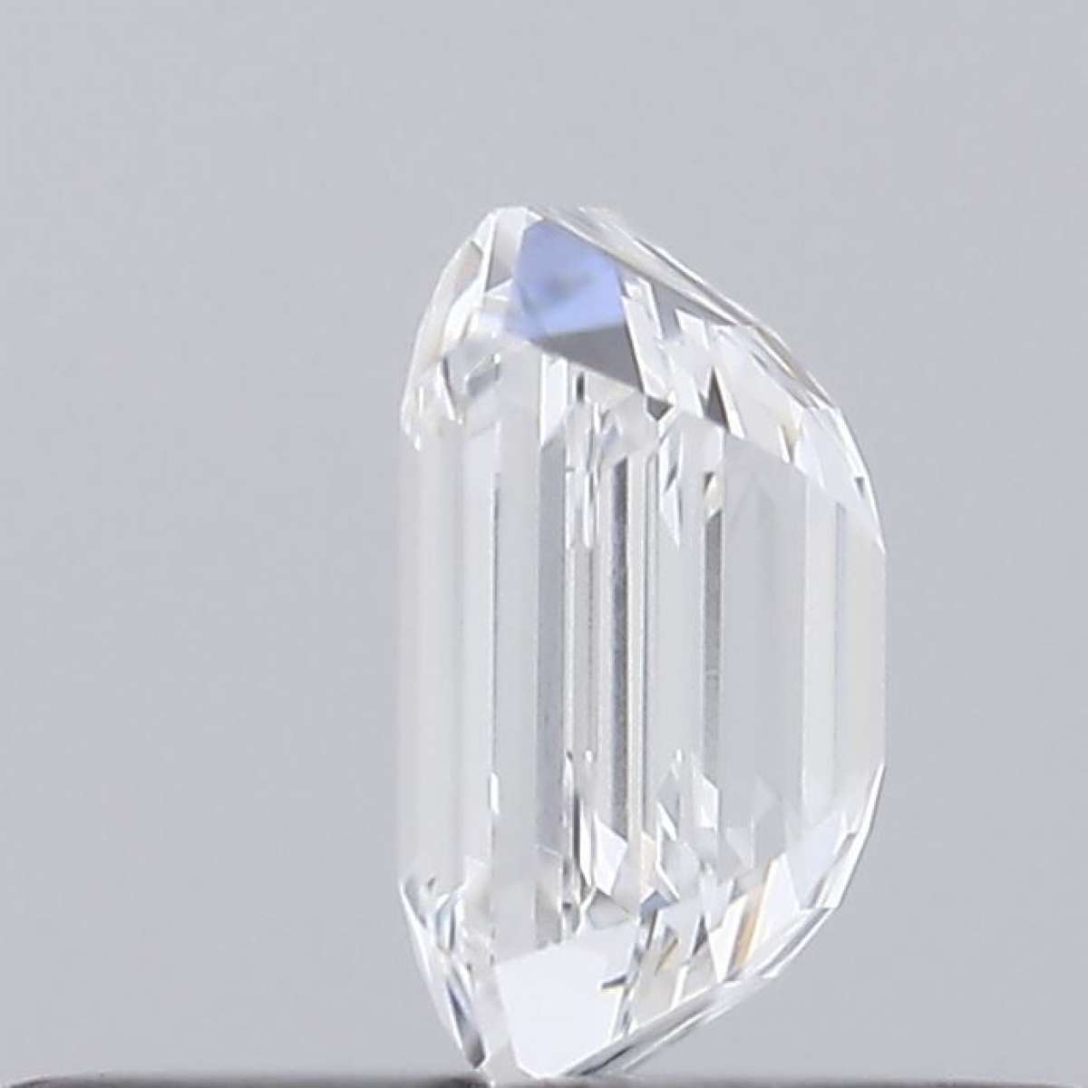 Certified Diamond GIA Carats 0.33 Color D Clarity VVS1 - VG VG Fluorescence NON Brown No Green No Milky No EyeClean 100% Certified Diamond GIA Carats 0.33 Color D Clarity VVS1 - VG VG Fluorescence NON Brown No Green No Milky No EyeClean 100%
