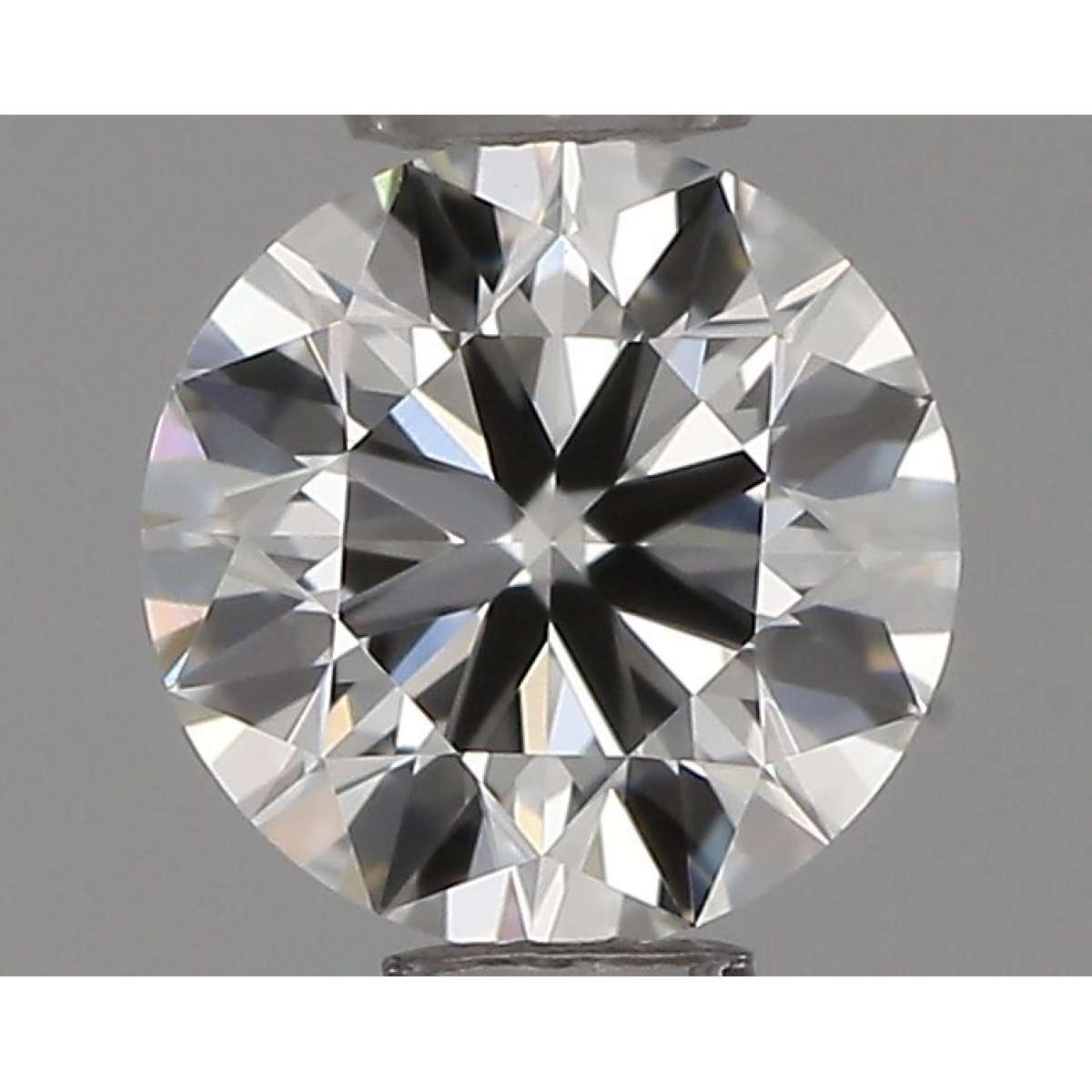 Diamante Certificato GIA Carati 0.4 Colore H Purezza VVS2 VG EX VG Fluorescenza FNT Brown No Green No Milky No EyeClean 100% Diamante Certificato GIA Carati 0.4 Colore H Purezza VVS2 VG EX VG Fluorescenza FNT Brown No Green No Milky No EyeClean 100%