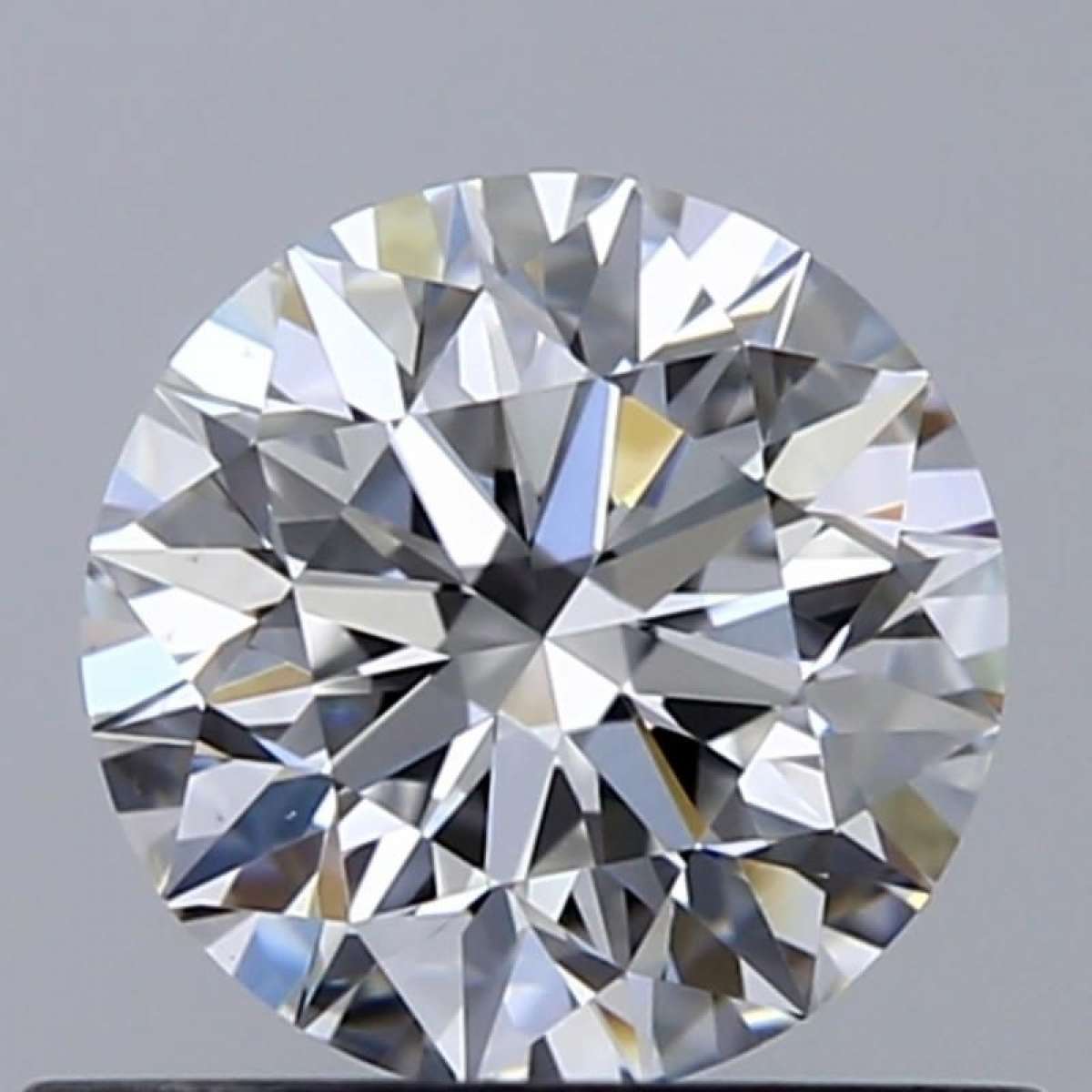Certified Diamond GIA Carats 0.56 Color E Clarity VS1 EX EX EX Fluorescence NON Brown No Green No Milky No EyeClean 100% Certified Diamond GIA Carats 0.56 Color E Clarity VS1 EX EX EX Fluorescence NON Brown No Green No Milky No EyeClean 100%