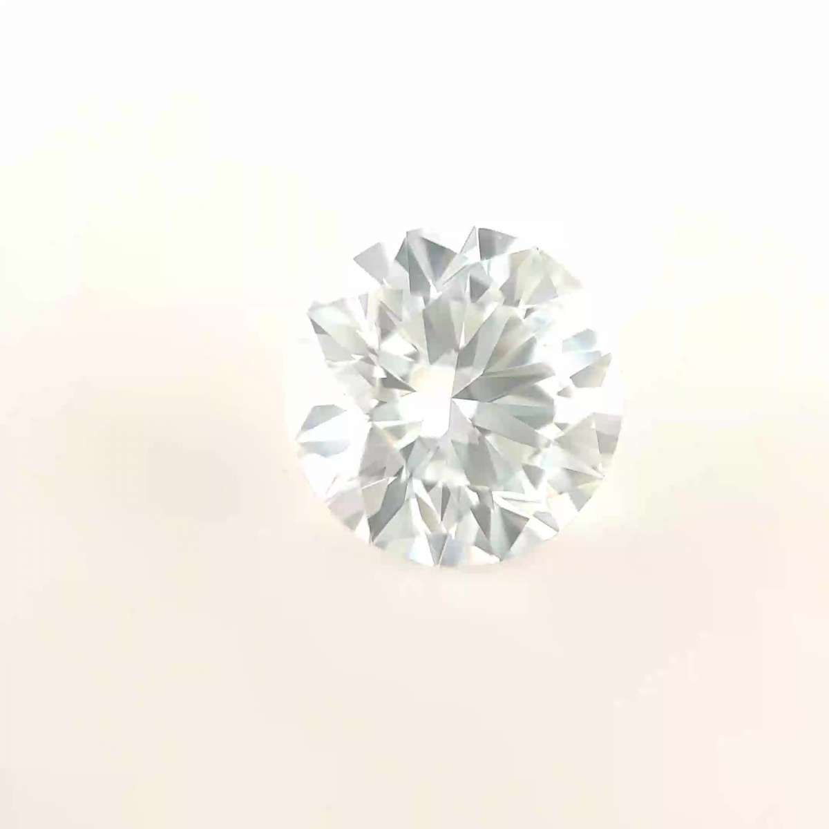 Certified Diamond GIA Carats 0.88 Color G Clarity VS2 EX EX EX Fluorescence NON Brown No Green No Milky No EyeClean 100% Certified Diamond GIA Carats 0.88 Color G Clarity VS2 EX EX EX Fluorescence NON Brown No Green No Milky No EyeClean 100%